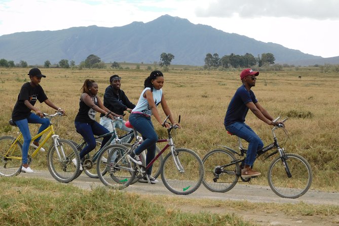 The Great Rift Valley Tour – L Bogoria, L Nakuru, L Naivasha and Hellsgate NP