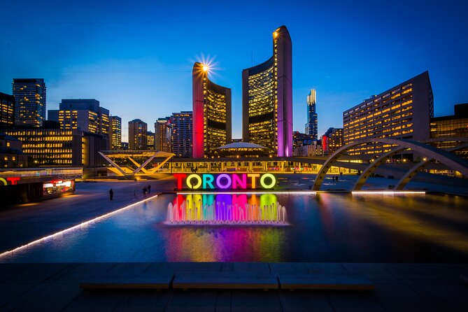 Toronto Small Group Night Tour With Harbour Boat Cruise