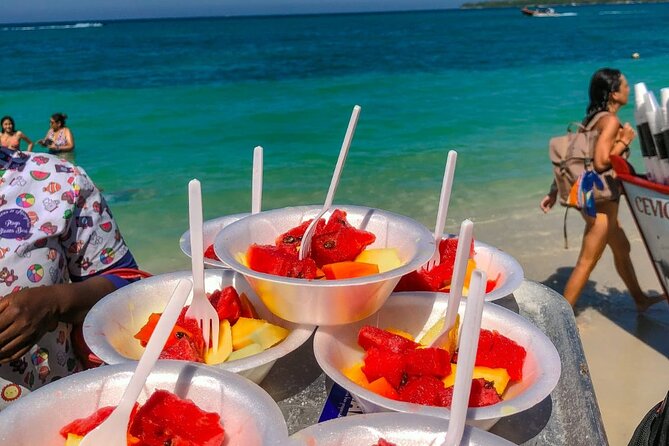 Tour Around the Rosario Islands 4 Islands
