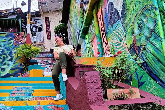 Tour Discovering the Commune 20 of Cali