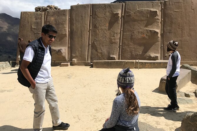 Tour in Pisac and Ollantaytambo With Visit to a Farm and Andean Gourmet Food.
