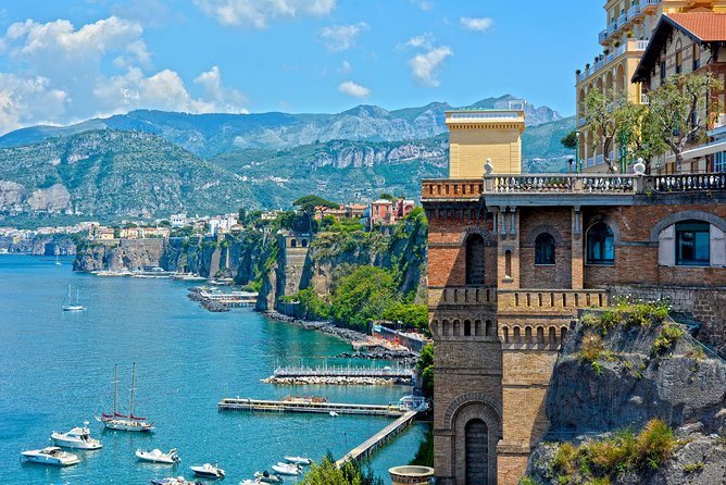 Transfer From Amalfi Coast to Sorrento or Back