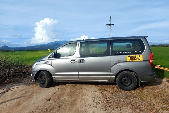 Transfer Liberia Airport to Planet Hollywood or Andaz Papagayo, ROUND TRIP.