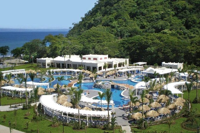 Transfer Service From Liberia Airport To Riu Palace & Riu Guanacaste Costa Rica