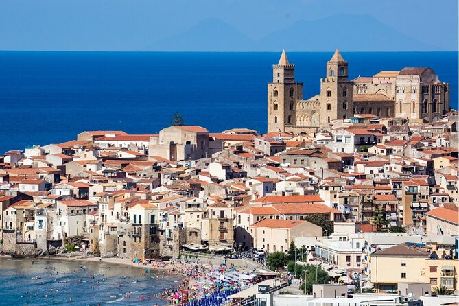 Transfer Tour From Taormina to Palermo With a Stop in Cefalù