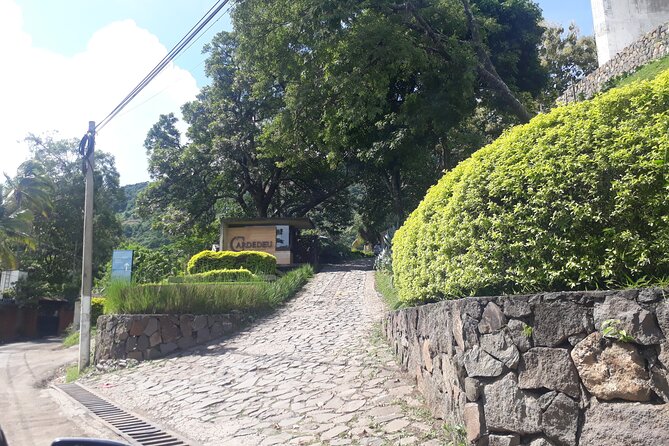 Transportation CARDEDEU RESIDENCE AND LAKE COATEPEQUE