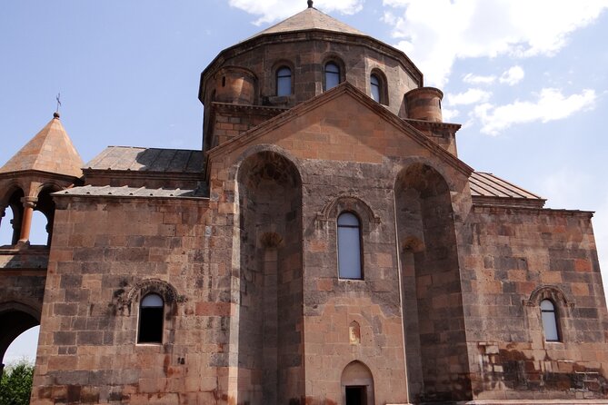 Tsitsernakaber-Hripsime-Echmiatsin-Noy Brandy Factory
