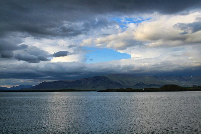 Two Days of Magnificent South Coast With Ice Caves and Northern Lights