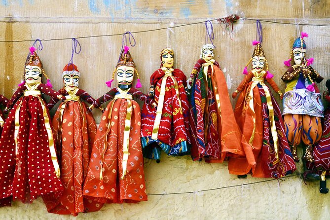Udaipur Shopping Tour With Pickup and Drop off