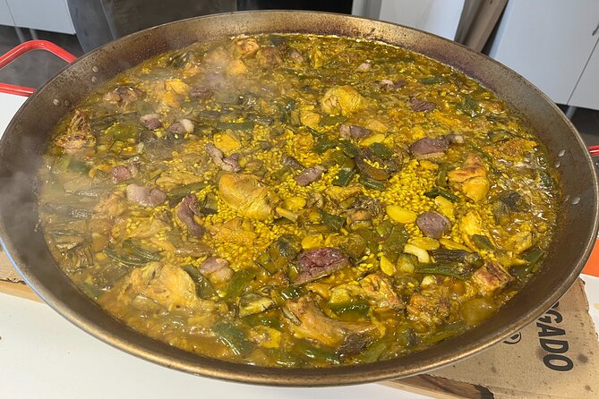 Valencian Paella Class With Welcome Drinks and Tapas