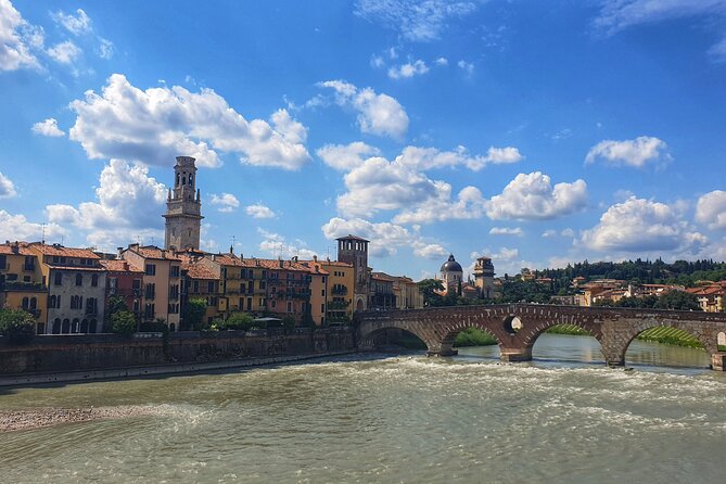 Verona: Welcome Private Tour W/ a Local