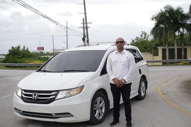 VIP Transfer: From Punta Cana Airport to Bávaro/Cap Cana - Pickup and Meetup