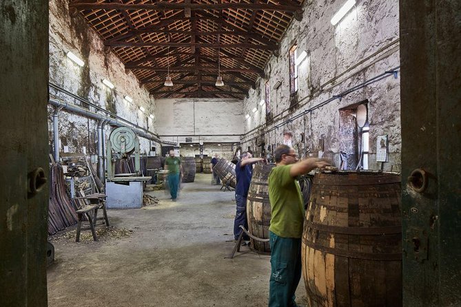 Visit Cockburns Cantine