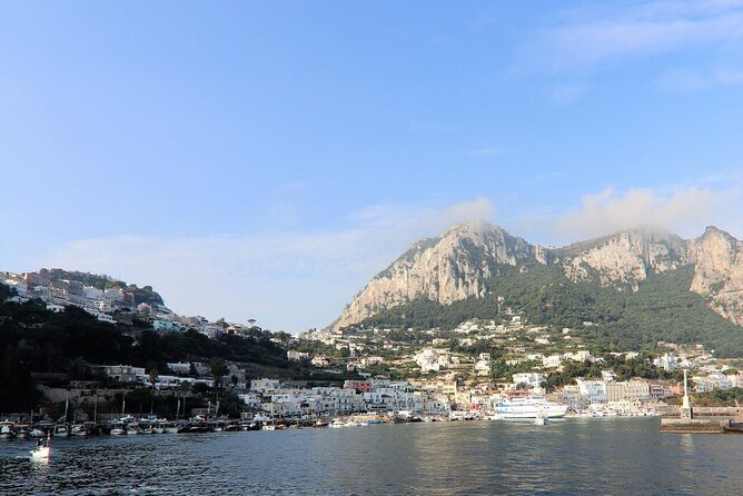 Visit the Blue Grotto and Guided Tour of Capri and Anacapri