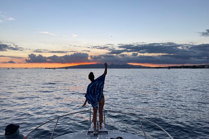 Waikiki Friday Night Fireworks Boat Cruise!