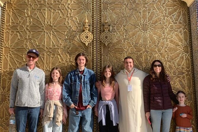 Walking Tour in Old Medina Fez With Official Guide - Explore the Vibrant Old Medina