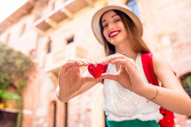 Walking Tour in Verona With Wine Tasting