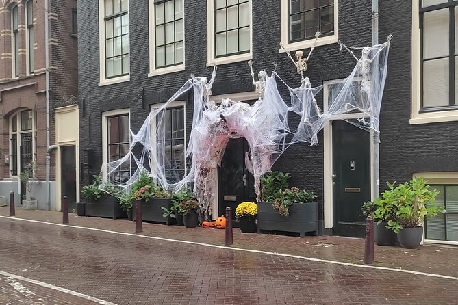 Walking Tour of Haunted Amsterdam - Exploring Amsterdams Haunted History