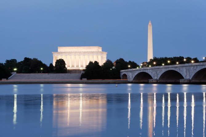 Washington DC Christmas Eve Plated Dinner Cruise - Overview of the Cruise
