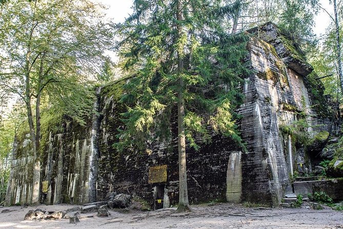 Wolfs Lair and St. Lipka Tour Review