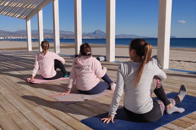 Yoga and Meditation Class in Front of the Sea and the Mountains in Alicante - Location Highlights