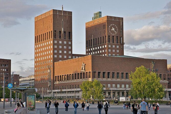 2-Hour Essential Oslo in the City Center Guided Walking Tour - Good To Know