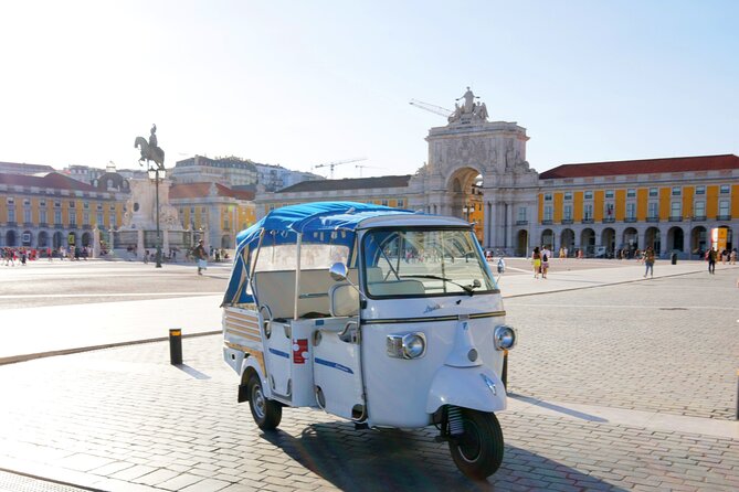 2 Hour Private Historical Tour of Lisbon by Tuk Tuk - Key Points