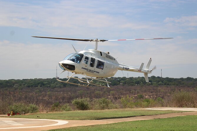 15 Minutes Scenic Helicopter Flight Above Victoria Falls-Zimbabwe - Meeting and Pickup