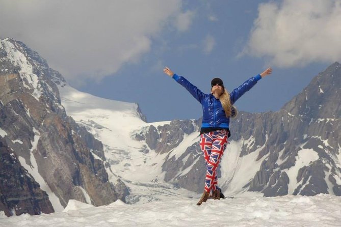 2-Day Private Glacier Hike and Hot-Springs From Santiago, Carbon Neutral - Requirements and Recommendations