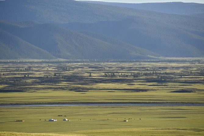 2 Day Semi-Gobi Tour With Nomads and Free Camel Ride - Itinerary Highlights