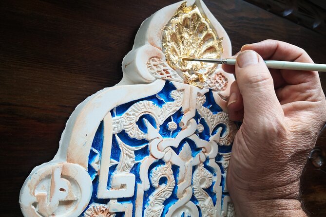 2 Hours Craft Workshop "The Alhambra With Your Hands" - Meeting Point and Pickup
