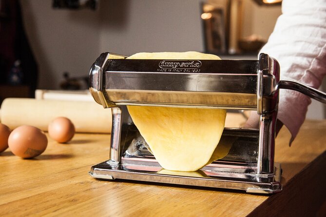 3 Hour Cooking Class: Homemade Pasta and Tiramisu in Venice - Inclusions and Amenities