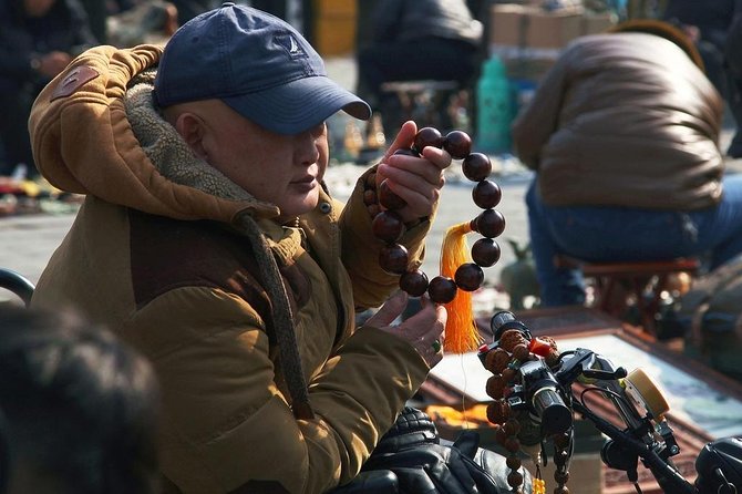 3-Hour Private Shopping Tour at Panjiayuan Market From Beijing - Personal Shopping Experience