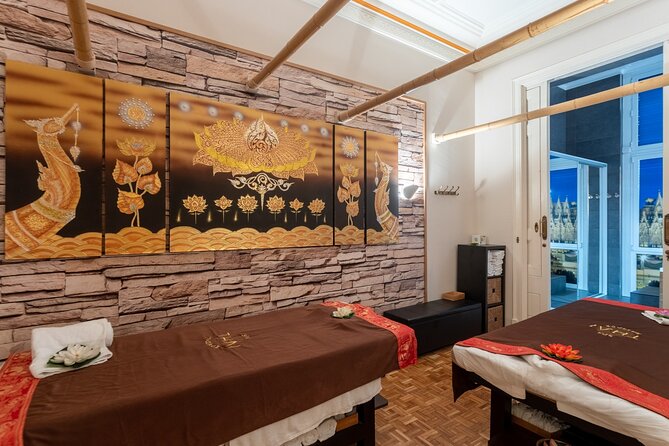 30 Min Couple MASSAGE and 30 Min Floral Bath at THAI SPA MASSAGE - Review Highlights