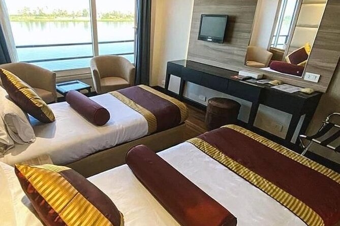 4 Days 3 Nights Cruise Aswan To Luxor, Abu Simbel and Air Balloon - Accommodation and Dining