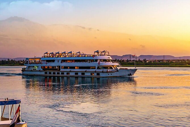4 Days Nile Cruise From Aswan to Luxor With Daily Guided Trip - Guided Tours and Activities