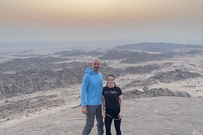 4 Hours Charming Moon Valley Hike Experience in Jeddah - Preparing for the Hike