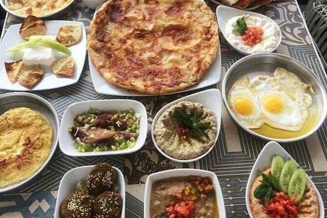 4 Hours Culinary Journey With Local Family Food Tour in Luxor - Luxury Transportation Amenities
