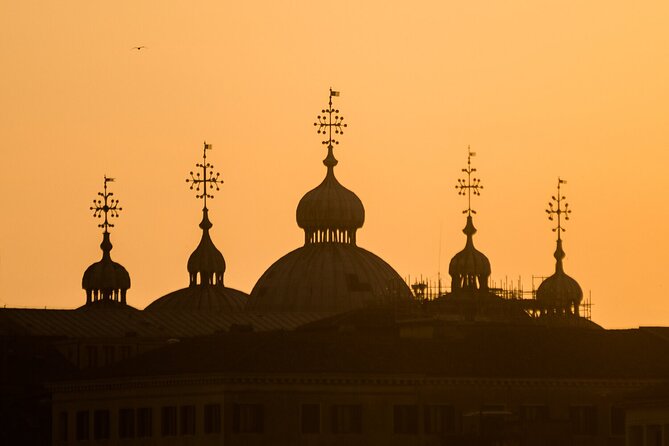 5-Day Photography and Gaze Education Course in Venice - Equipment and Resources