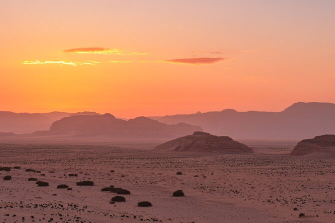 5-Day Private Jordan Tour: Petra, Wadi Rum and the Dead Sea From Amman - Floating in the Therapeutic Waters of the Dead Sea