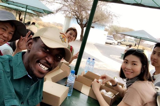 5 Days Into the Heart of Serengeti (Serengeti, Ngorongoro, Lake Manyara) - Daily Itinerary