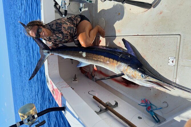 6 Hour Private Fishing Charter Kona, Hawaii - Meeting Location Details