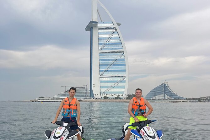 60Min Jet Ski To Burj Al Arab, Atlantis The Palm - Meeting Point and Accessibility