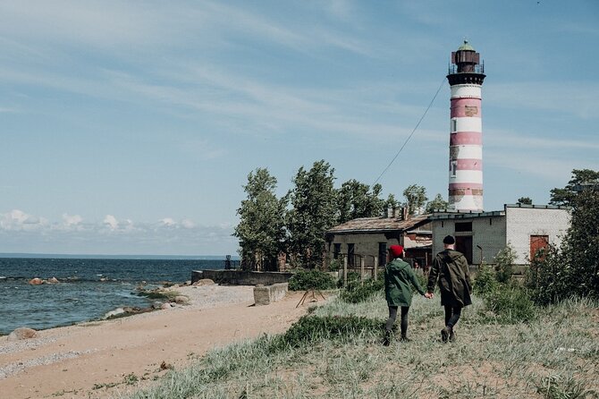 A Romantic Journey Through Milwaukee - Exploring Scenic Waterfront Trails
