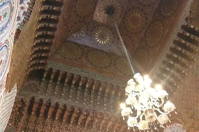 A Unique Experience In Fez With A Guide And A Driver (Full Day) - Meet Your Local Guide