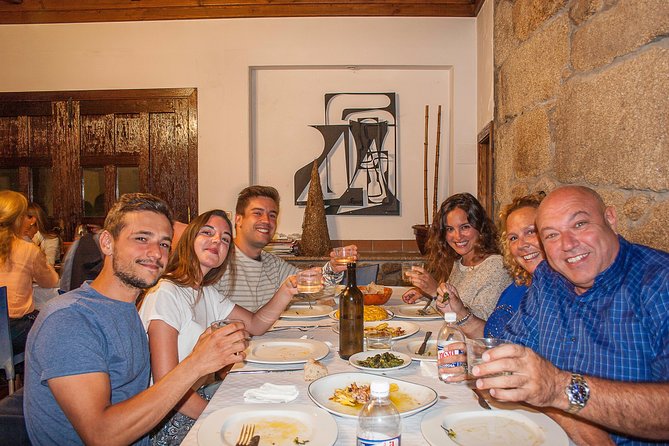 Albariño Private Wine Tour From Santiago De Compostela - Customizable Experience
