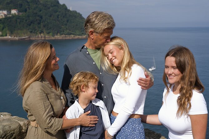 All Inclusive Private Family Photoshoot in San Sebastian - Whats Included in the Package