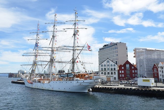 An Amazing Guided Private Walking Tour of Stavanger. - Personalized Experience