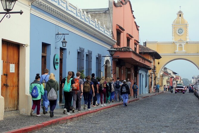 Antigua: Walking and Discovering History - Navigating Antiguas Cultural Landmarks