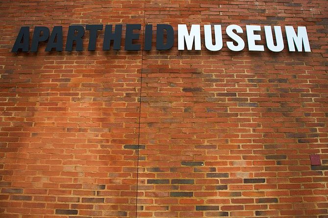 Apartheid Museum Guided Tour - Tour Experience and Expectations